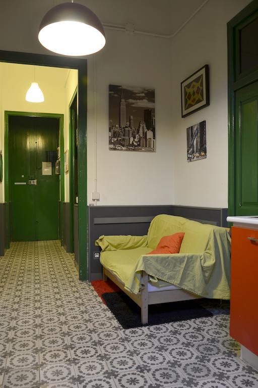 Ferienwohnung Apbcn Gracia Barcelona Zimmer foto