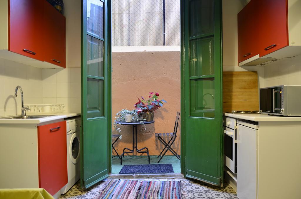 Ferienwohnung Apbcn Gracia Barcelona Zimmer foto