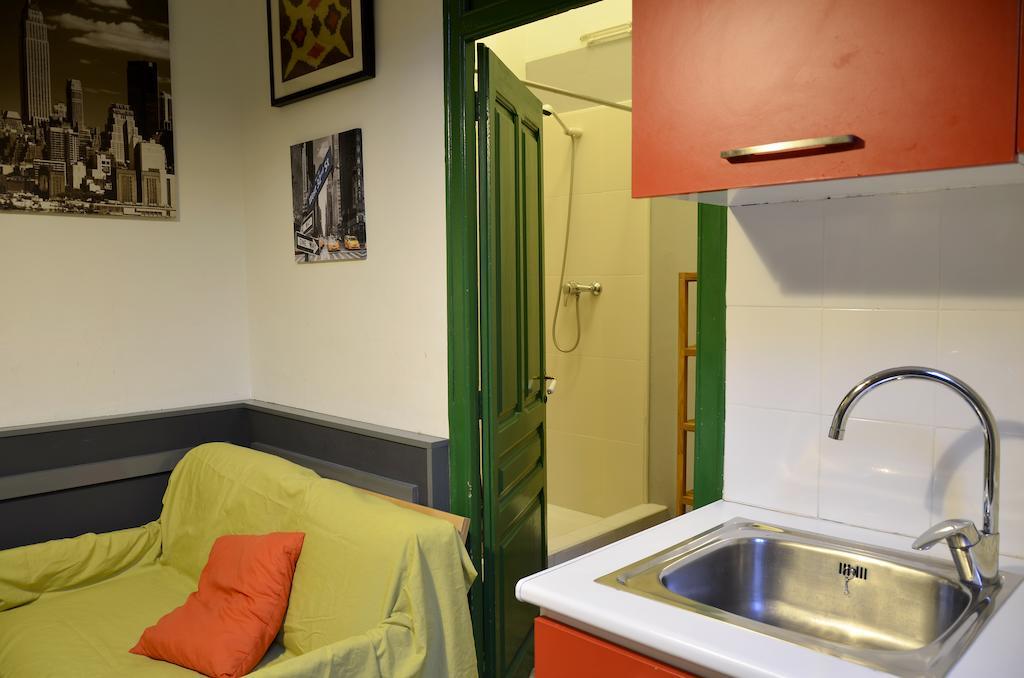 Ferienwohnung Apbcn Gracia Barcelona Zimmer foto