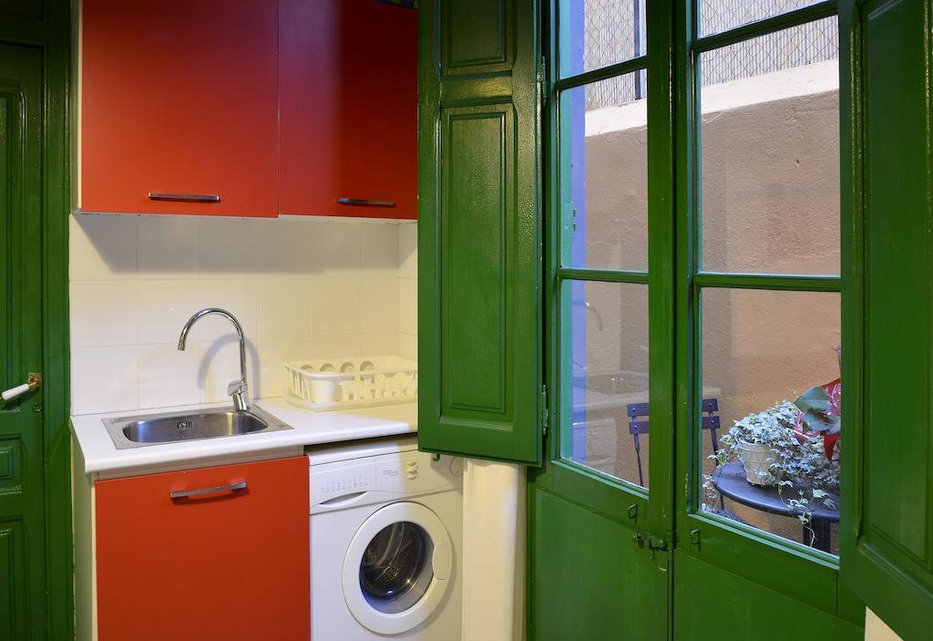 Ferienwohnung Apbcn Gracia Barcelona Zimmer foto