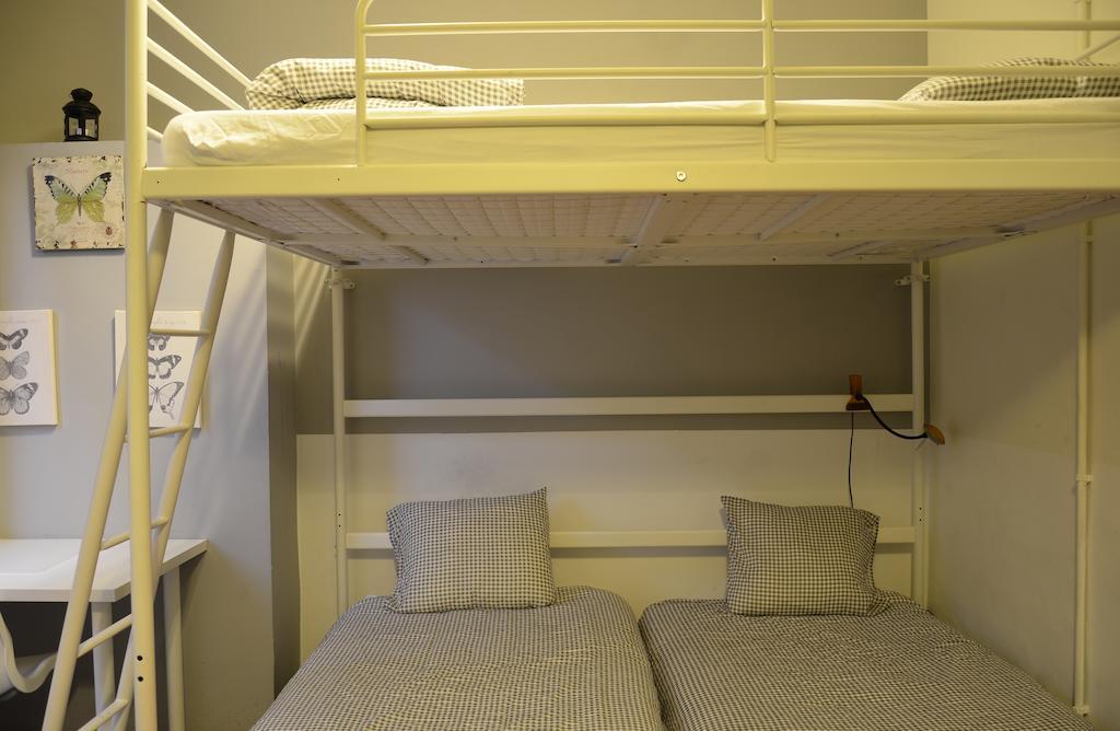 Ferienwohnung Apbcn Gracia Barcelona Zimmer foto