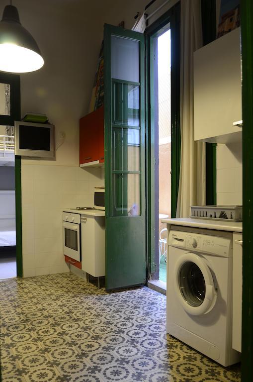 Ferienwohnung Apbcn Gracia Barcelona Zimmer foto