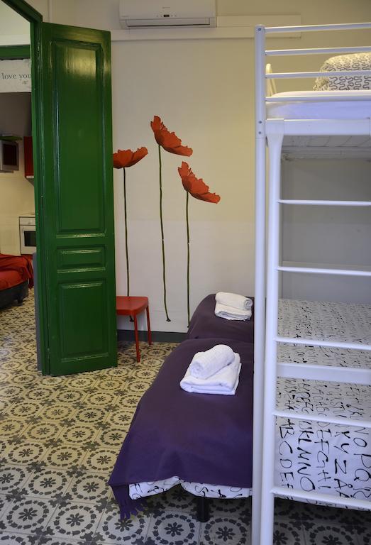 Ferienwohnung Apbcn Gracia Barcelona Zimmer foto
