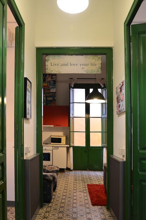 Ferienwohnung Apbcn Gracia Barcelona Zimmer foto
