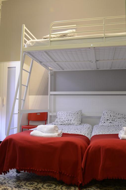 Ferienwohnung Apbcn Gracia Barcelona Zimmer foto